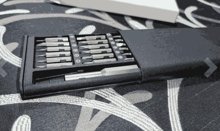 24 Pieces Precision Steel Screwdriver Set